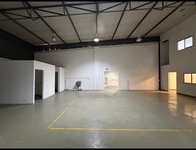 375M² WAREHOUSE TO LET IN BARBEQUE DOWNS